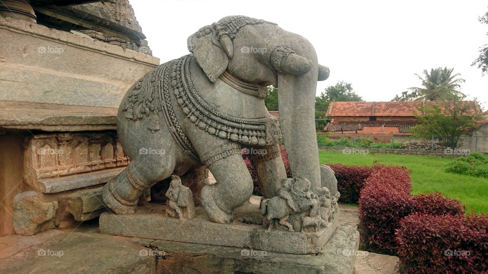 Belavadi temple - Elephant statue monolithic