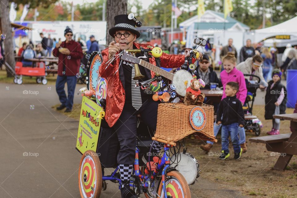 My first state fair in Maine. Isn’t it magical? It was so much fun! I hope state fairs will come back and people will be able to enjoy it again!