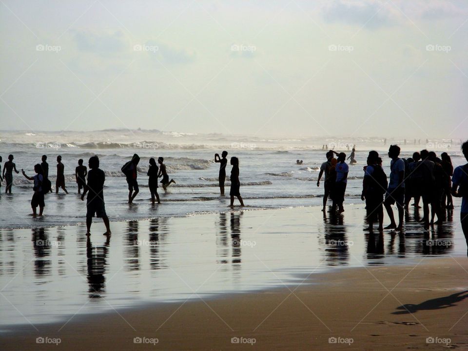 Party at the beachside