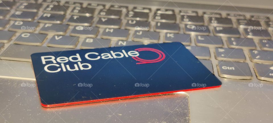 One plus Red Cable Club
