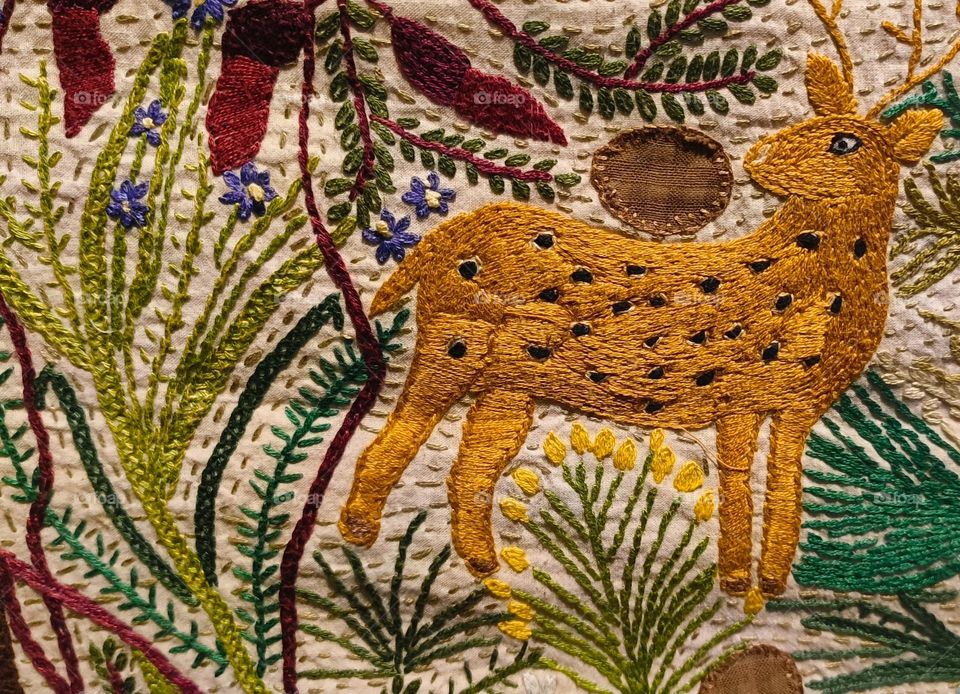 ART 🎨 ON CLOTH 🦌