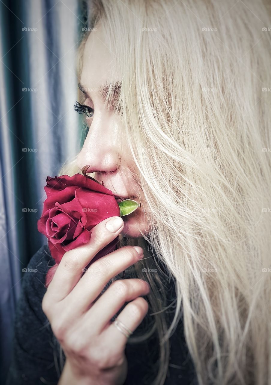 girl and rose