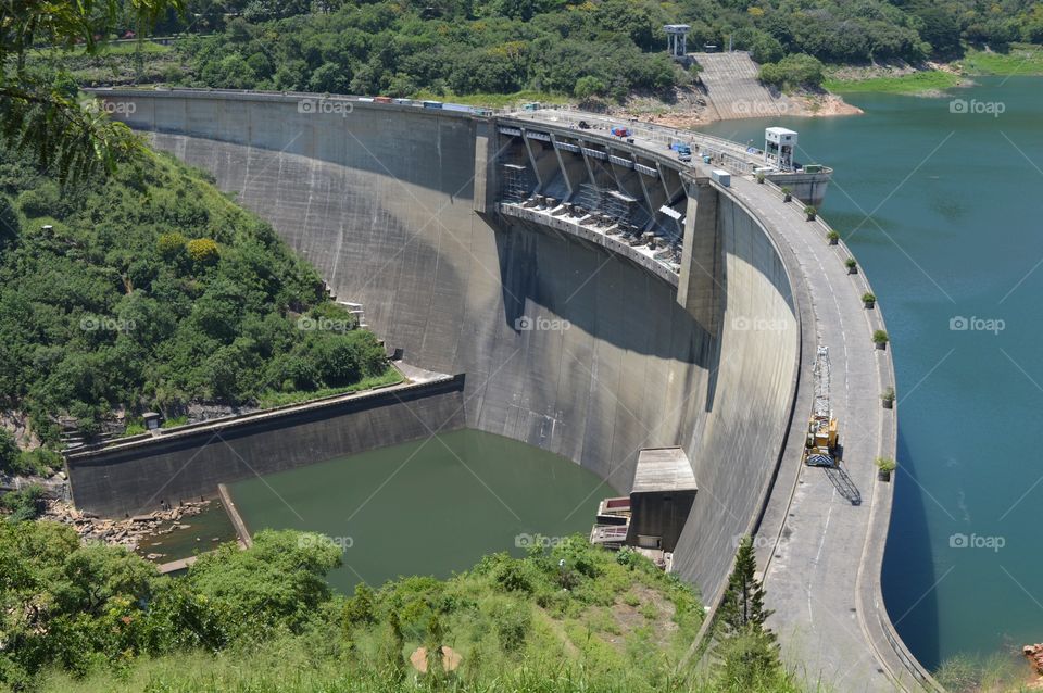 Victoria dam-largest dam in sri lanka