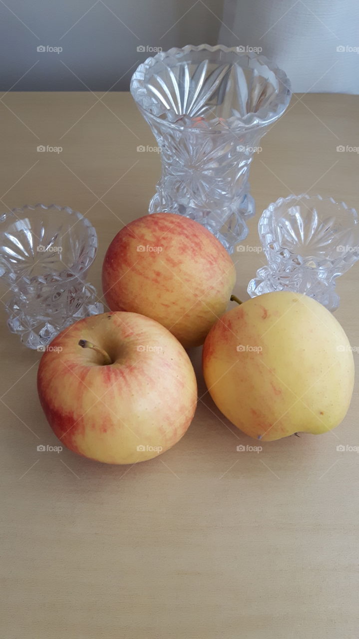 apples and crystal vases