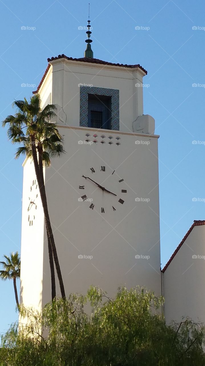Union Station Tower Los Angeles California During The Day Sky