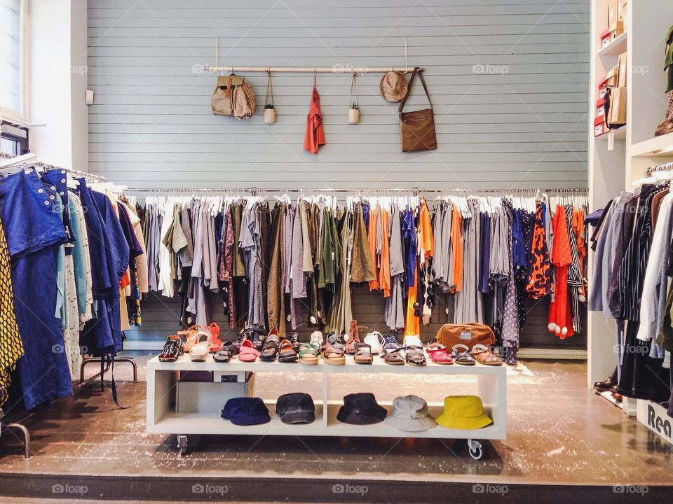 spring season clothes shop