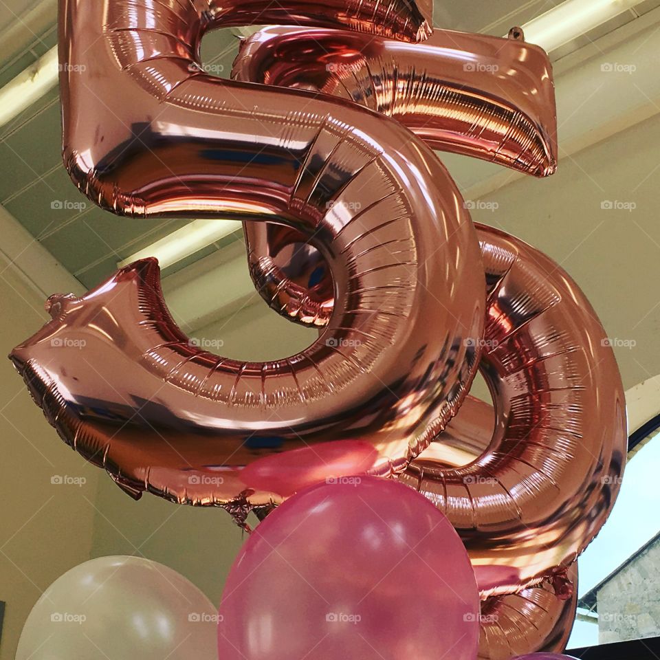 5 shiny birthday balloons
