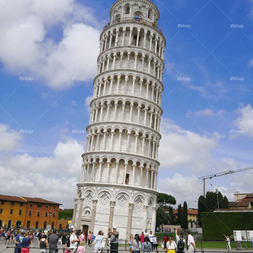 Leaning tower of pisa