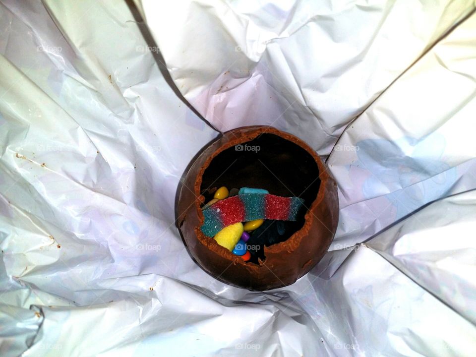 Chocolate Egg with candy