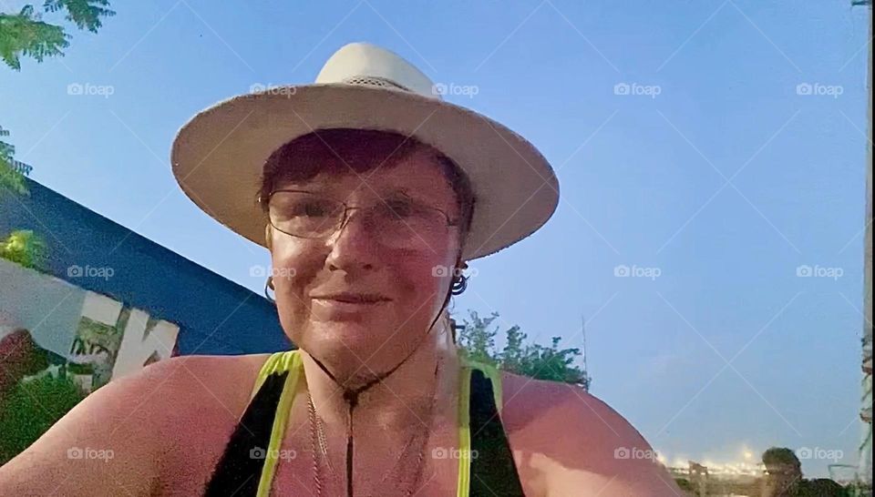 Waiting for the “July 4th” “Macy’s” “Independence Day” fireworks to start I, “Petra Schiller” a.k.a. „Maxine Firefox“ am sitting on a dock at „Newtown Creek“ in LIC, Queens with heightened anticipation. 2023. Hypnotic Productions