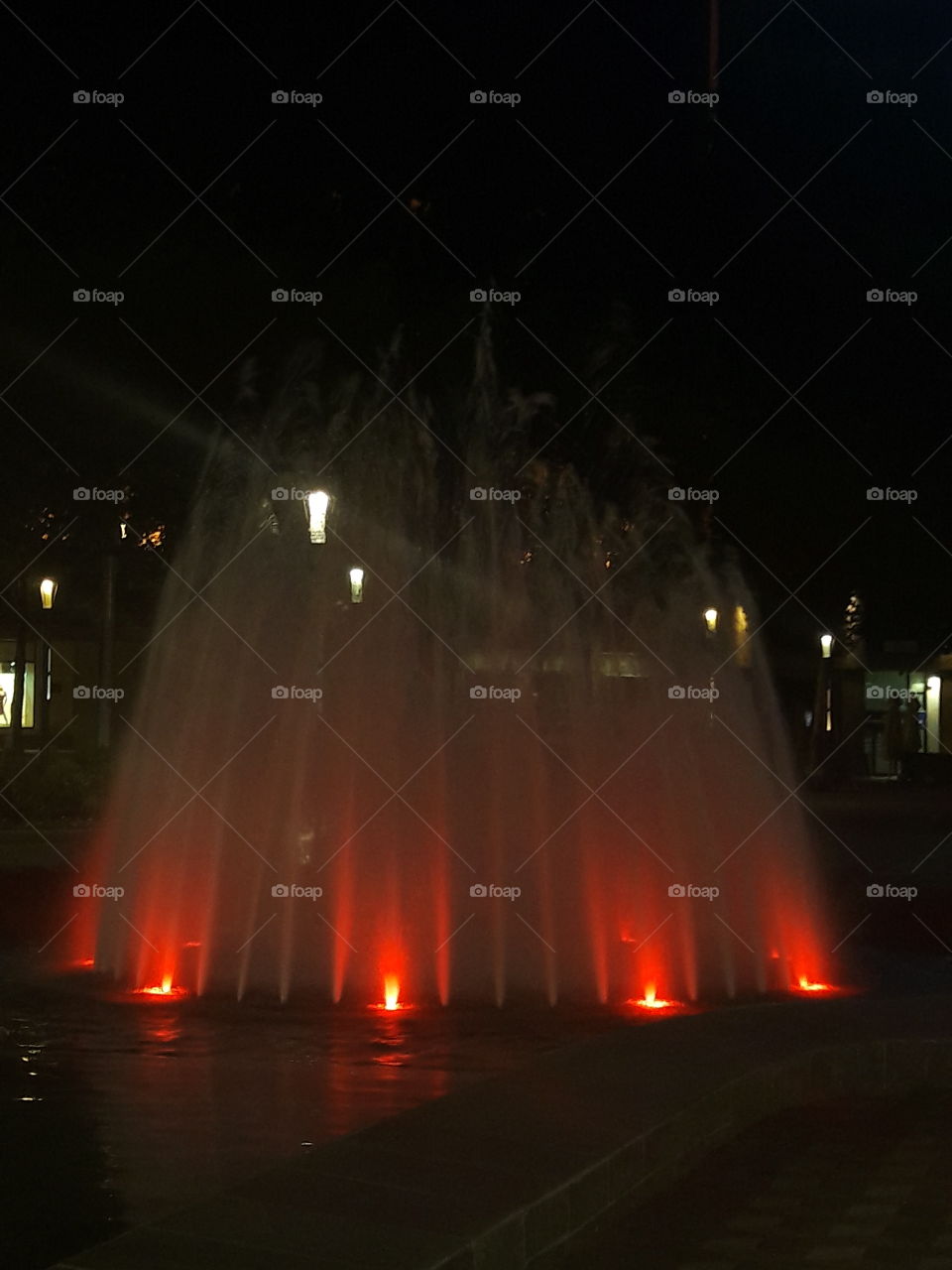 red light fountain
