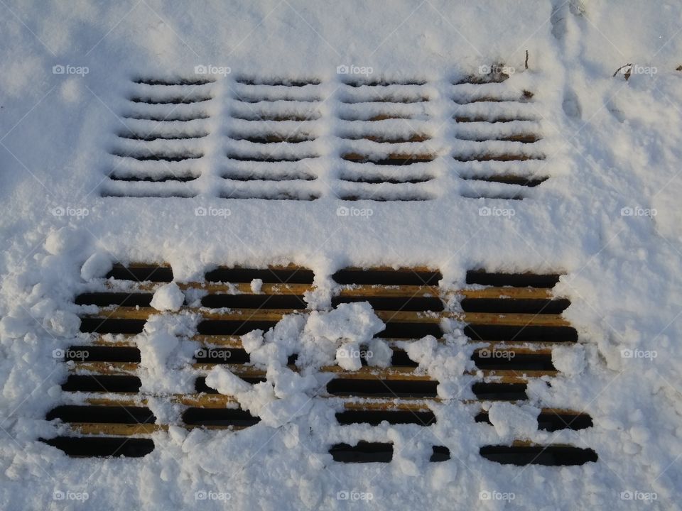 manhole with snow