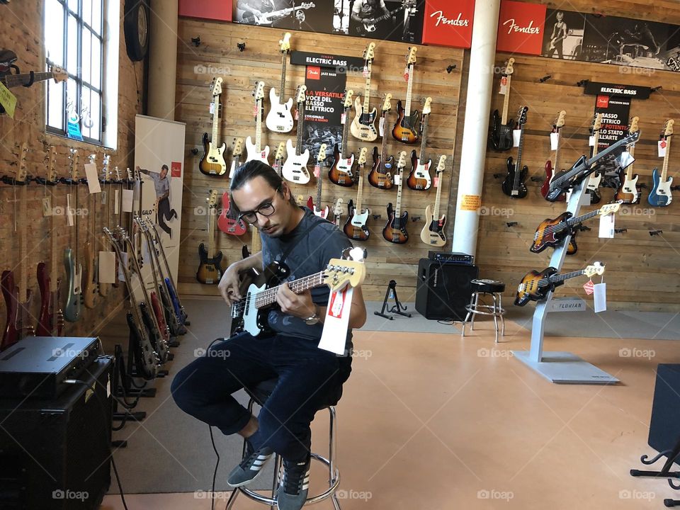 Pick up an guitar 🎸