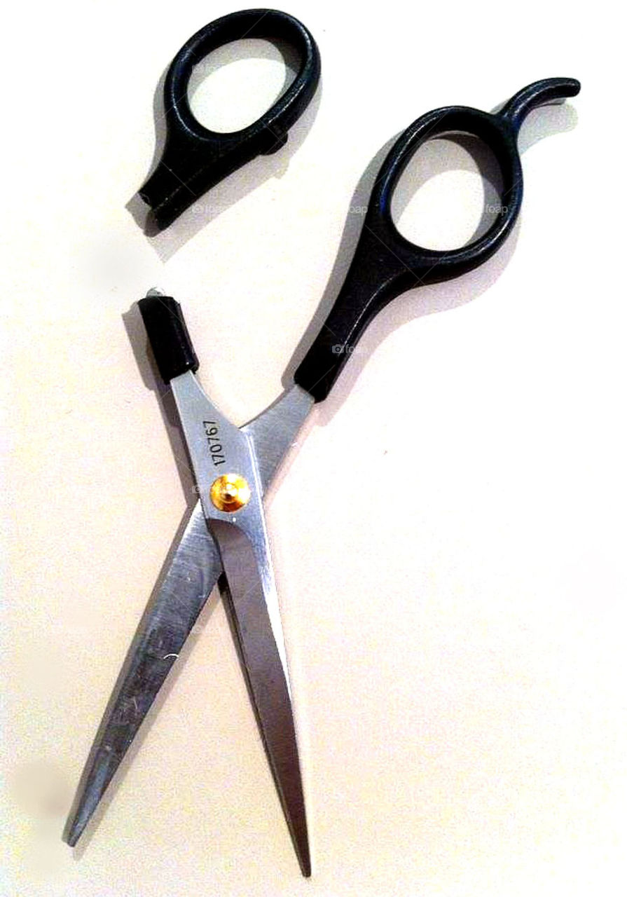 Broken overused scissors!