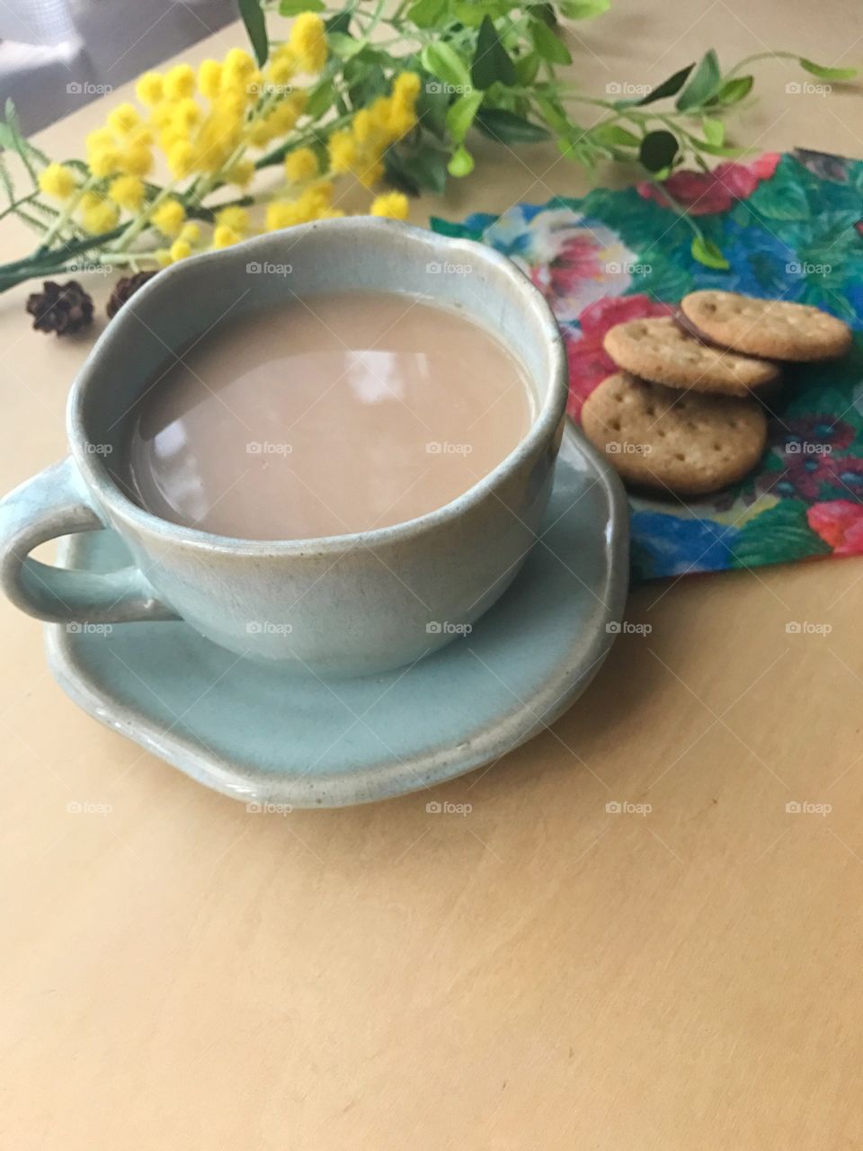 Break time in pottery cup 