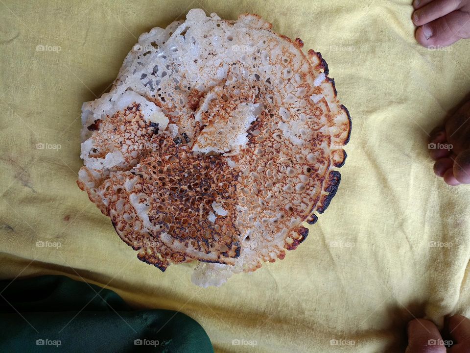 chila roti this food name
chattisgarh festivel eating chila roti very famous of chila roti eat chattisgarh
har tyoharo yo ha kisi bhi din apne Ghar par chila roti ye log banate hai