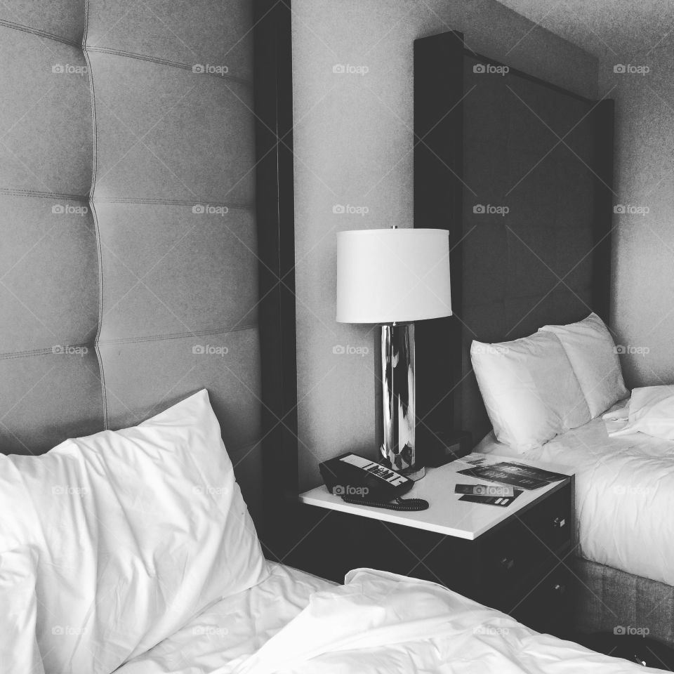 Modern decor in a hotel room 