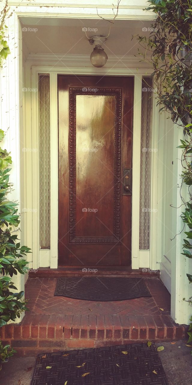 pretty door way