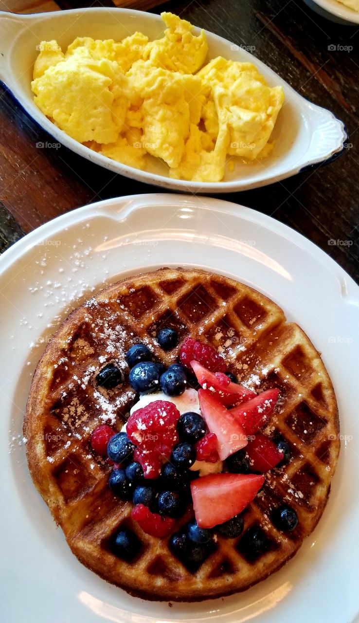 waffle with berries and scrambled eggs, brunch at Louie Bossi Las Olas July 2019