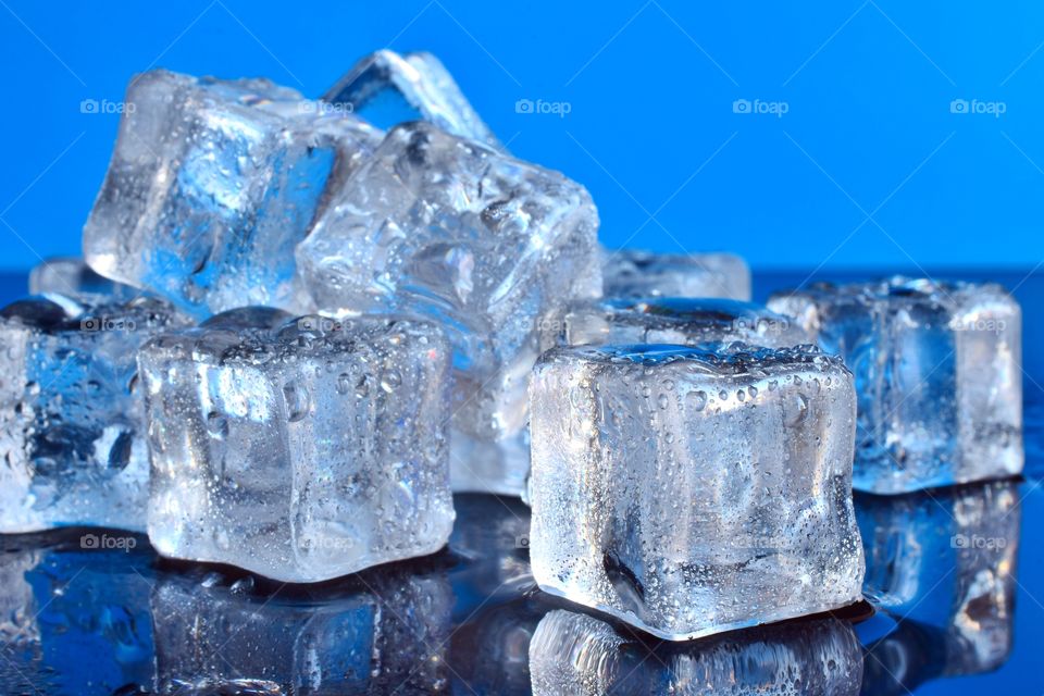 Ice cubes 