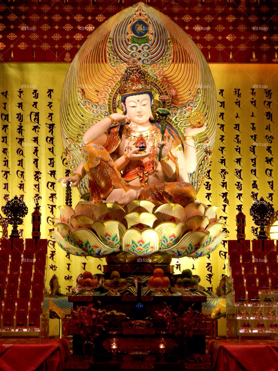 Buddha Tooth Relic Temple