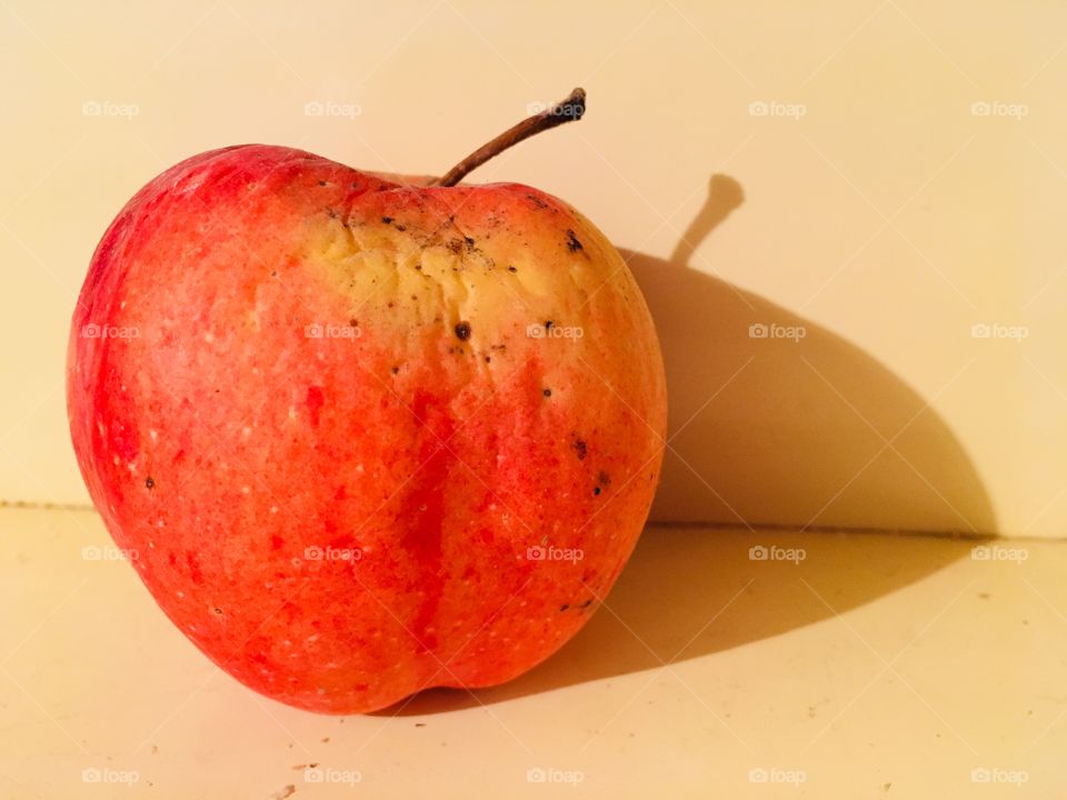 Apple shadow