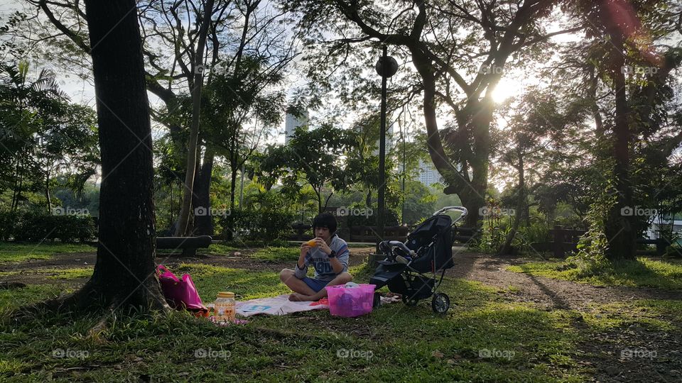 Picnic at the wildlife park in quezon city.
