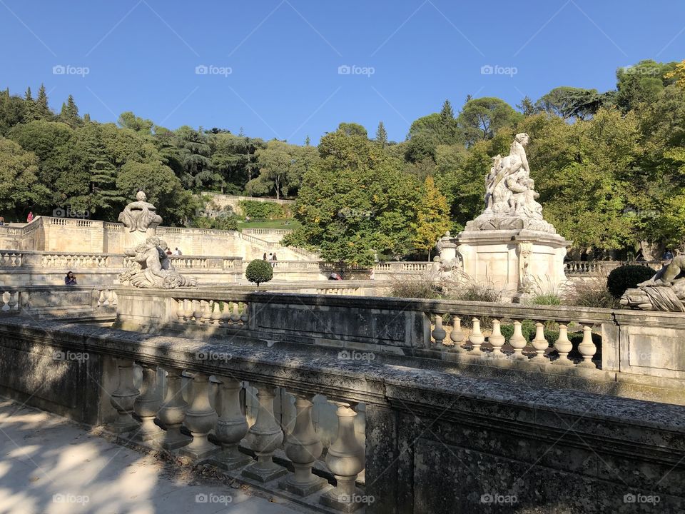Architecture Nîmes Sun