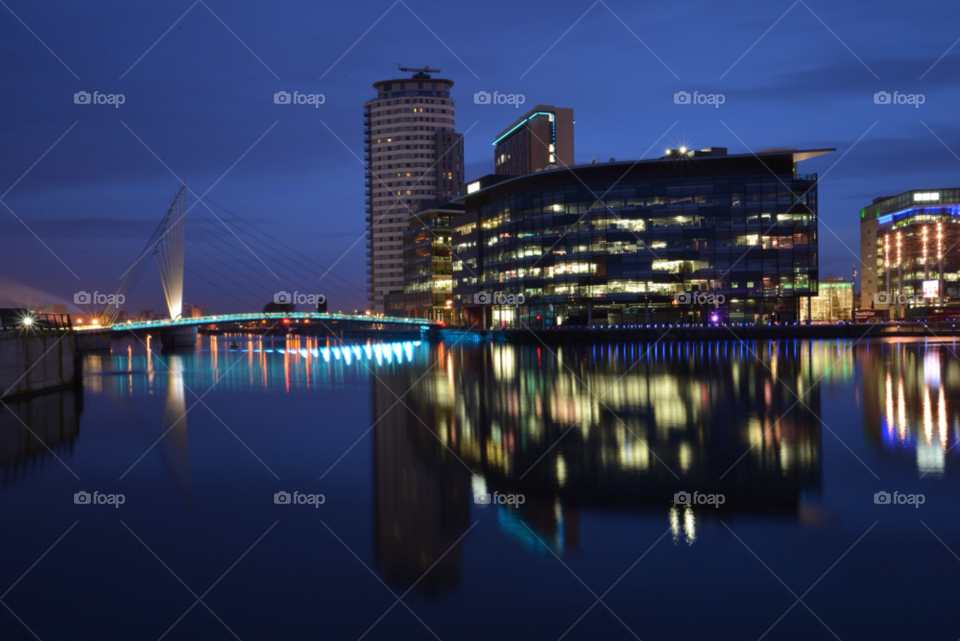 water reflection bbc salford by snappychappie