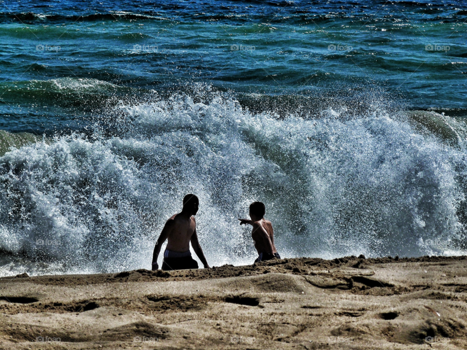 ocean children play water by analia