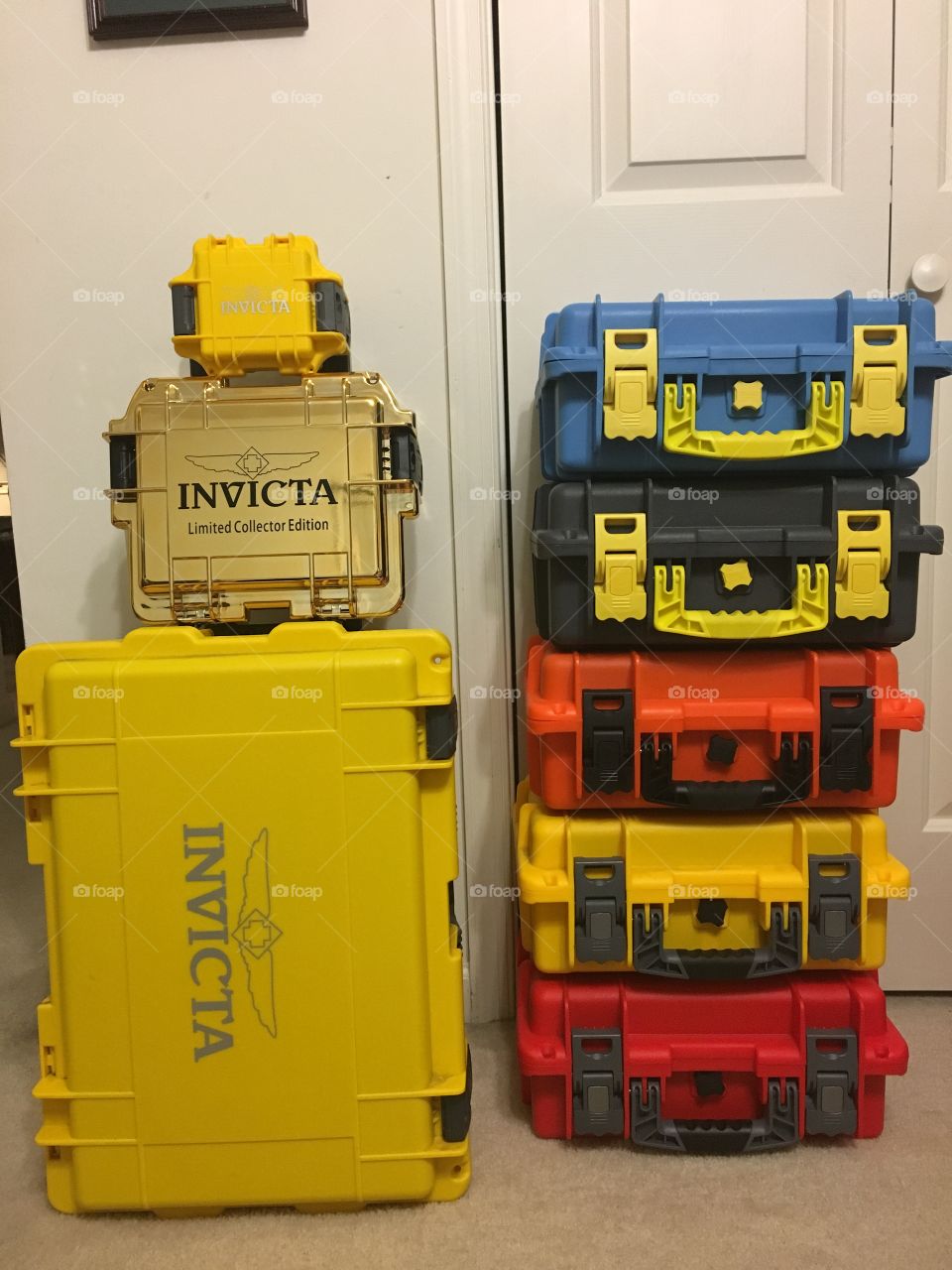 Invicta watches were on the top of my husbands “Get items to safety” list for the Hurrican Irma 🙈🤷‍♀️