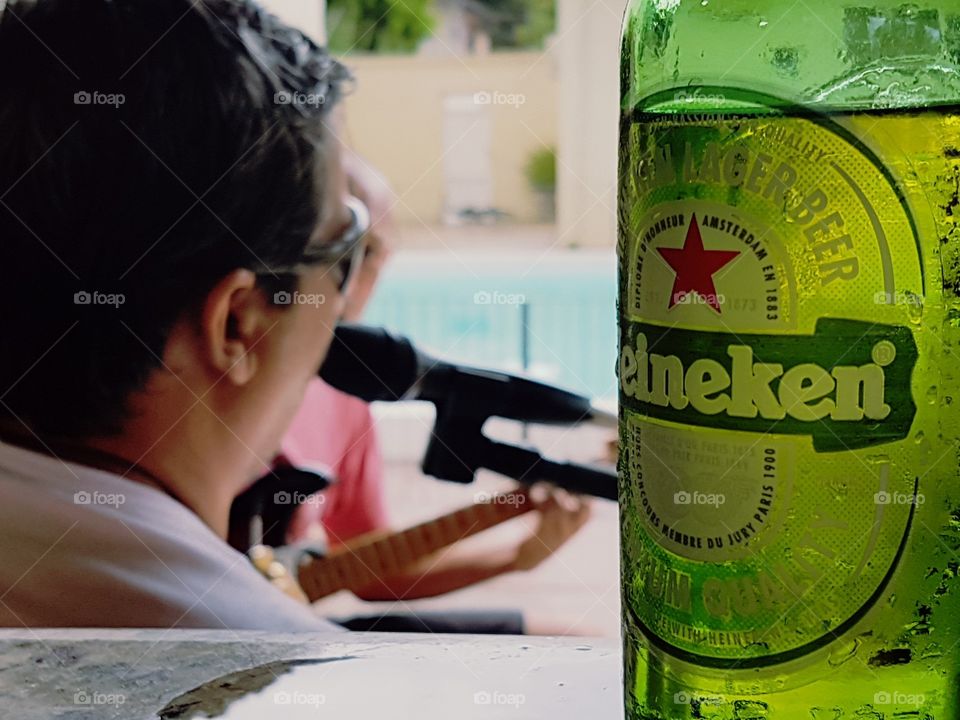 cerveja e música