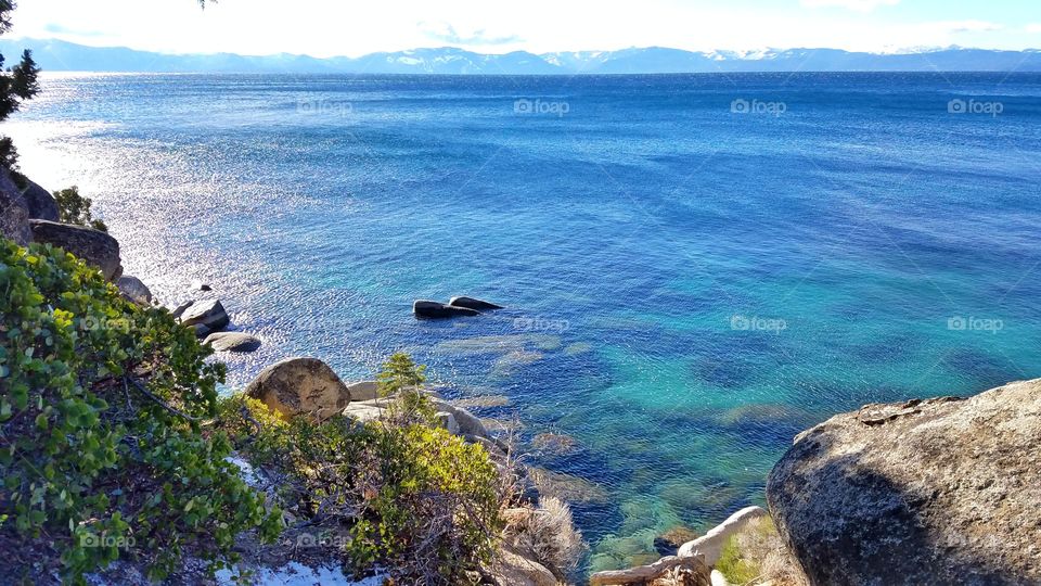 Turquoise fresh water lake