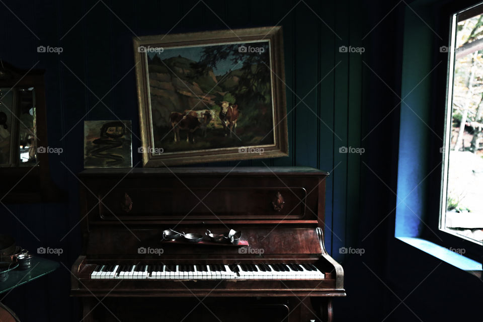 Piano in the dark room