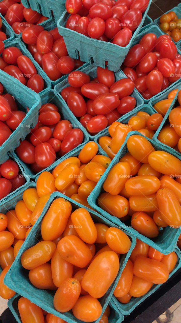 Red and Yellow Orange Tomatoes