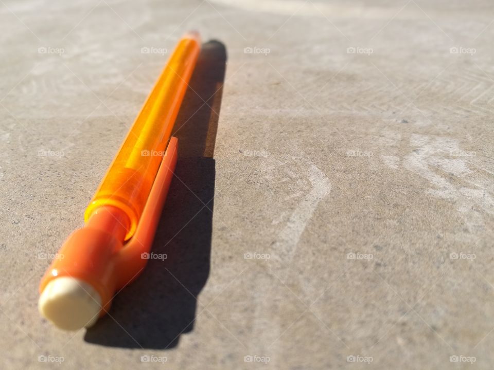 orange Pen