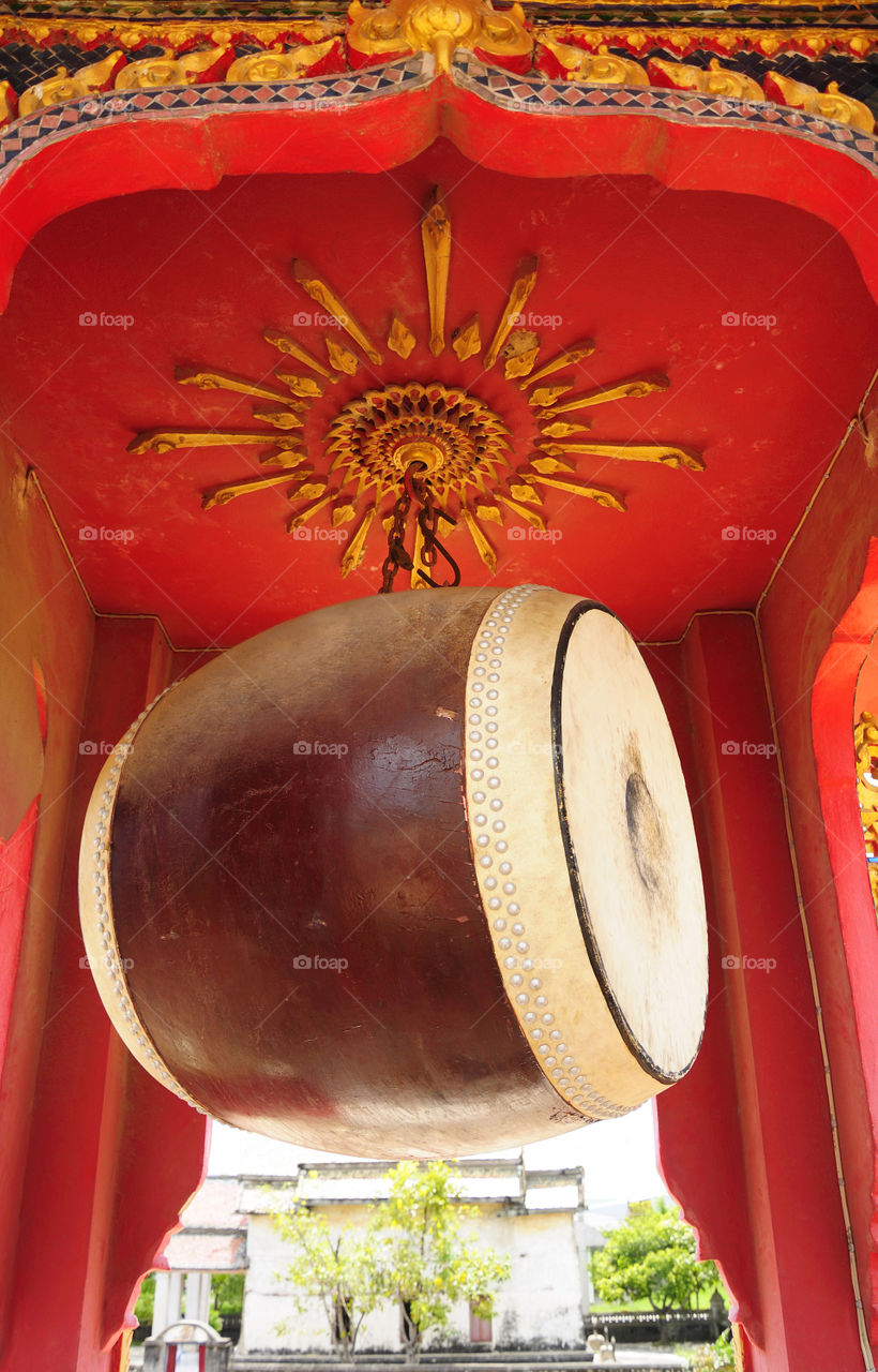 Big drum in a Buddhist temple used for telling midday meal.