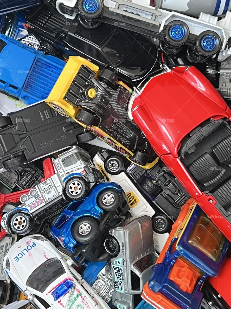 Toys in different colours 