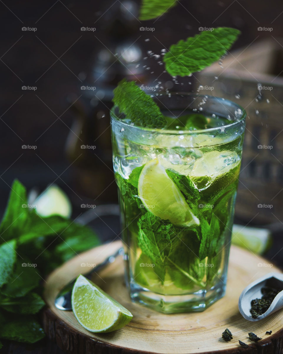 fresh cold green tea with mint and lime