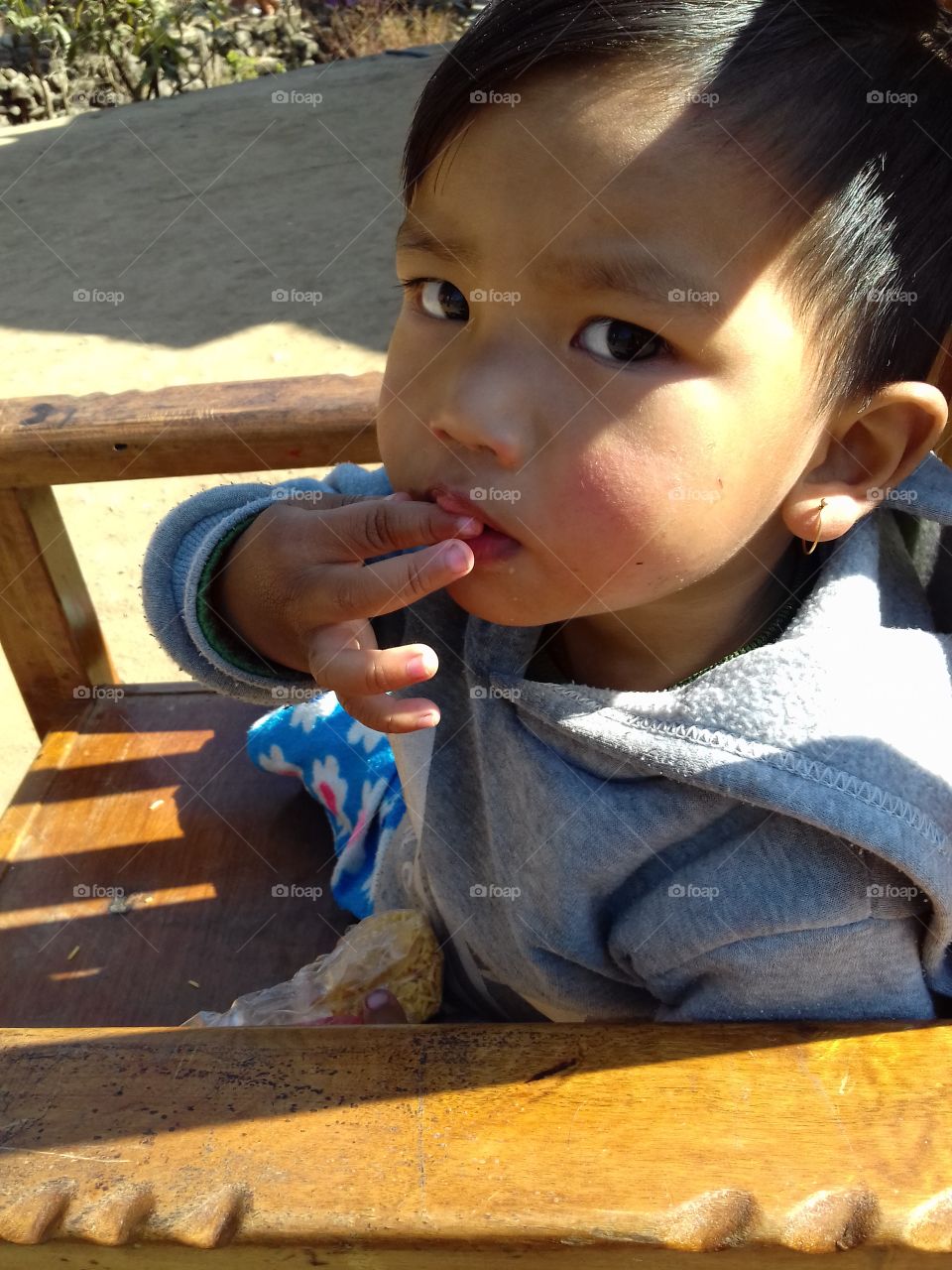 little boy eating