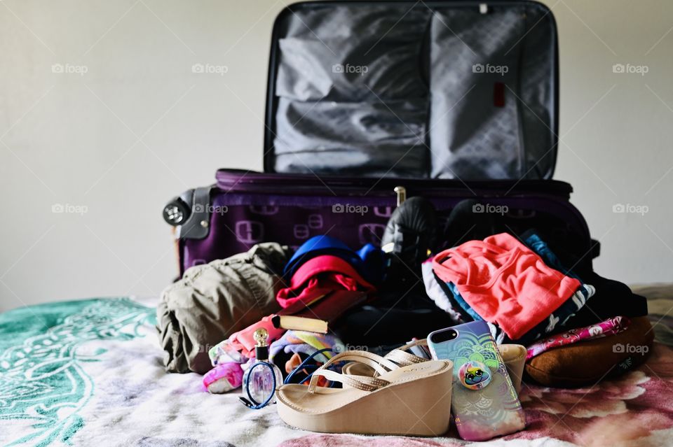 Pack your bags for fun this summer to get some sun in the South, vacation is here! 