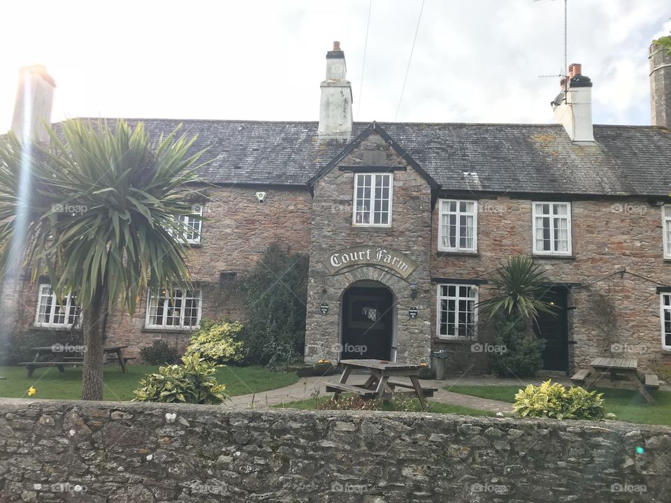 Lovely local village pub in Abbotskerswell, Devon.