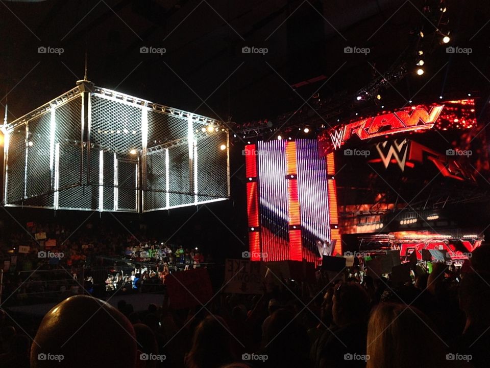 Cage lowering before WWE Monday night raw in Baltimore 