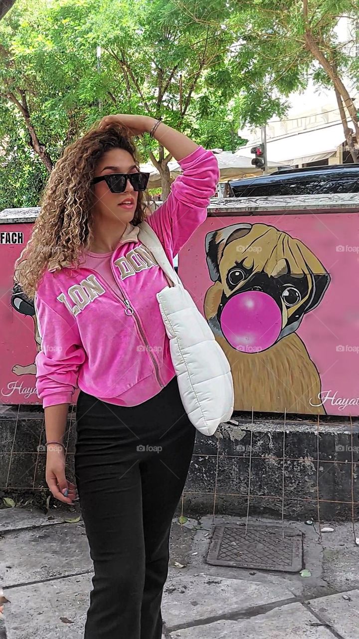 I have this thing with pink