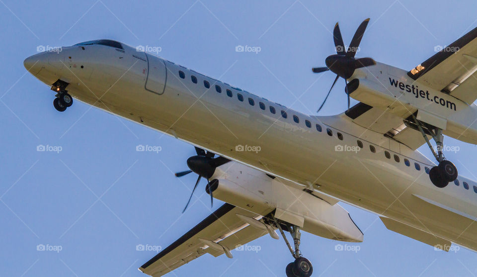 Aircraft on final approach