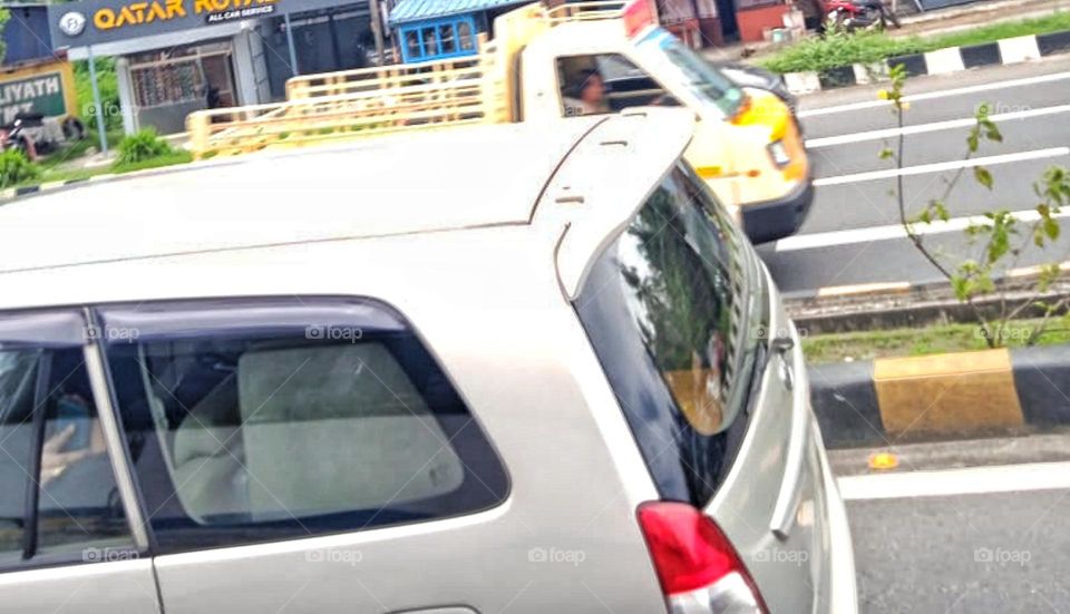 two vehicles move to opposit direction