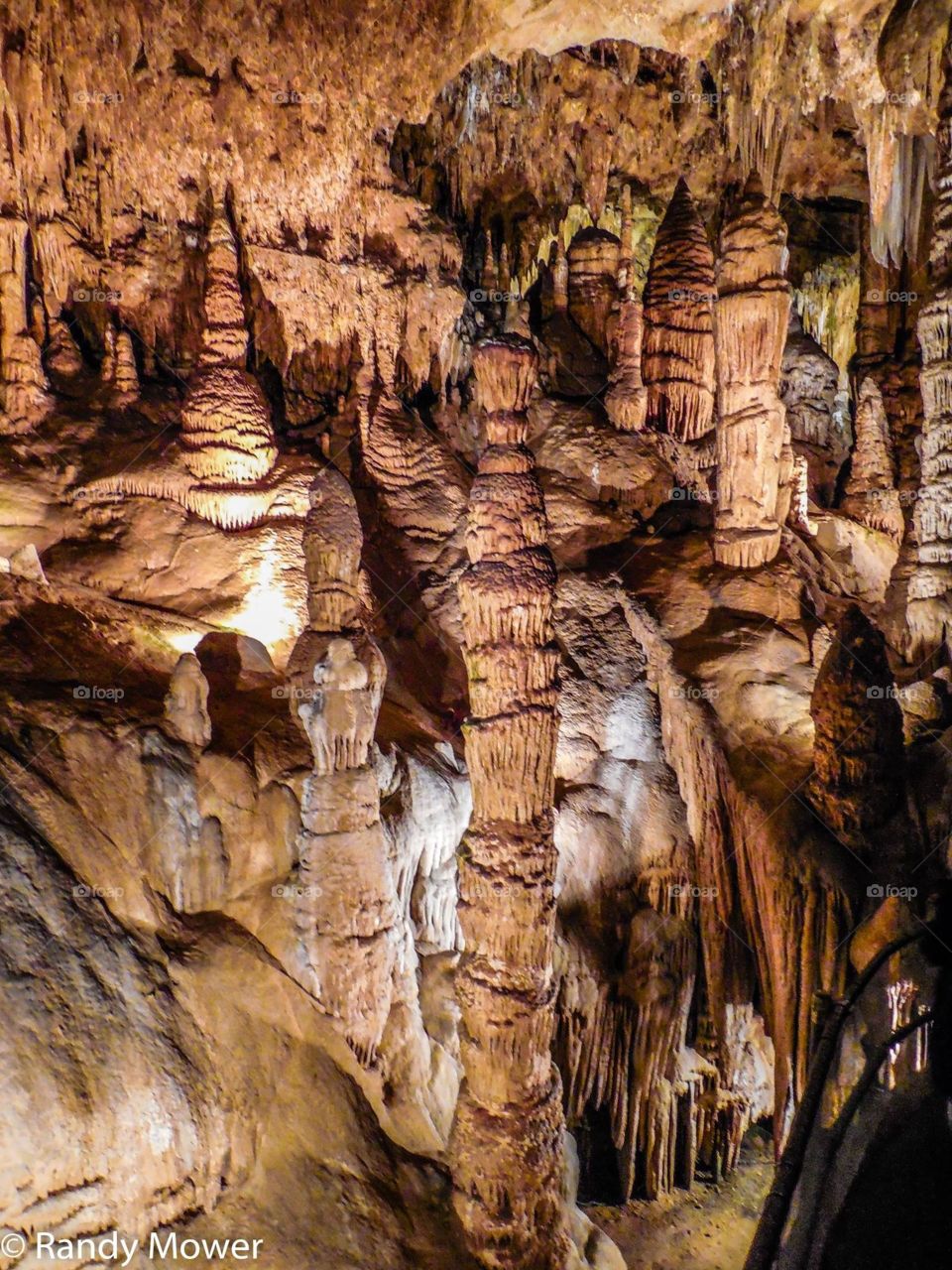 Lauray Caverns