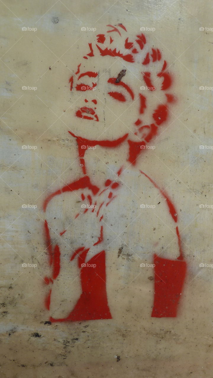 pochoir de Madonna sur un mur d'Athenes