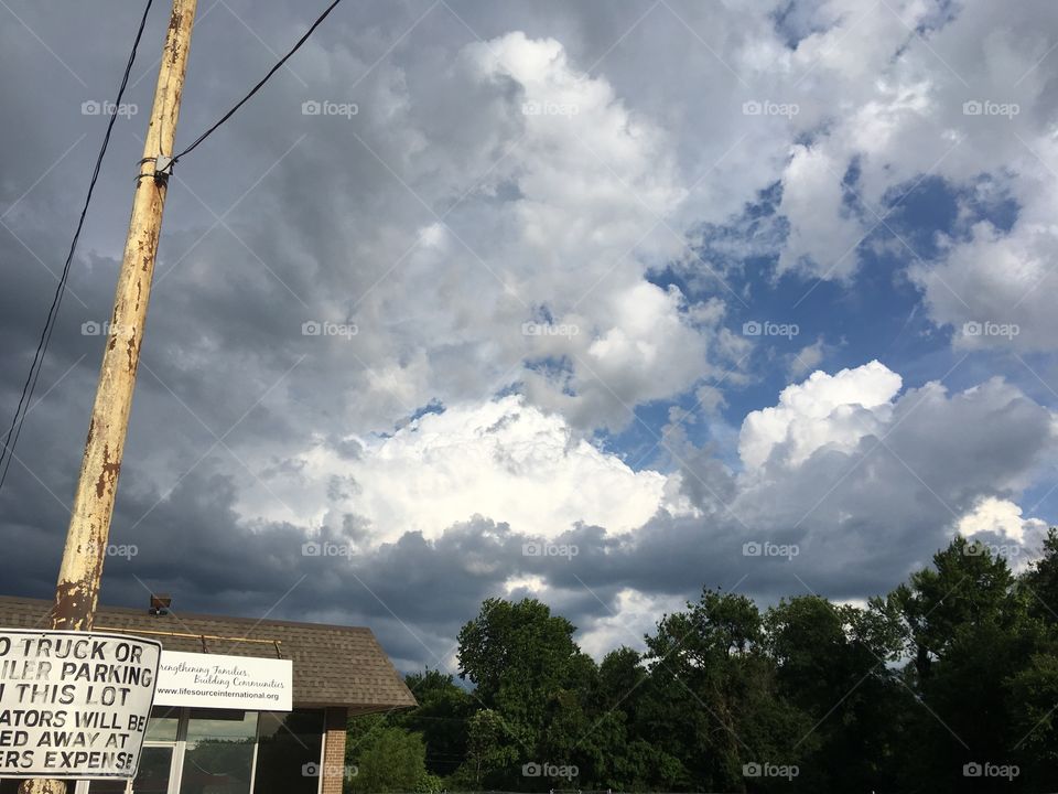 Another pic from lifesource this part of the sky will soon be covered in clouds.