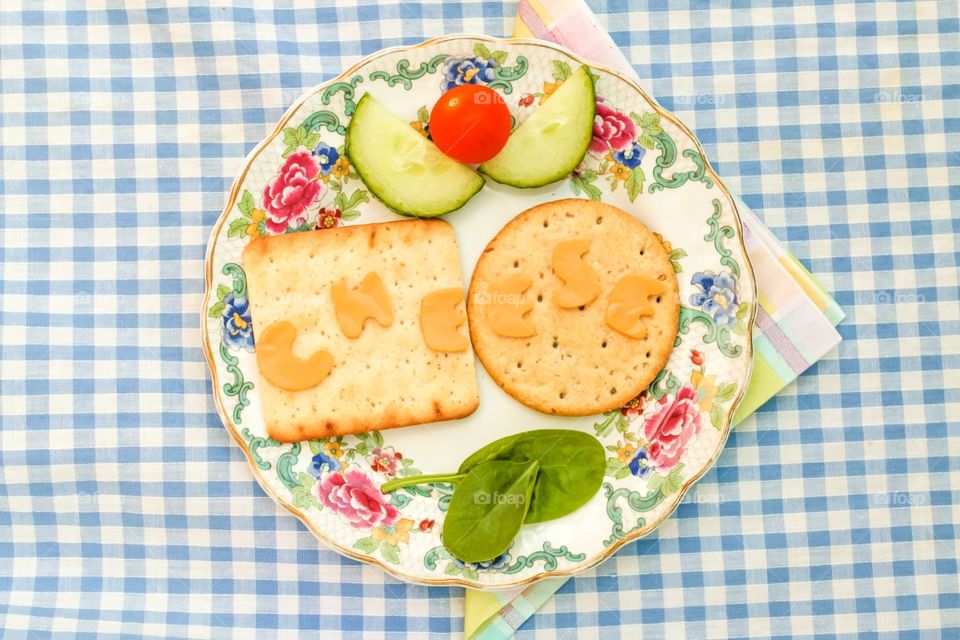 Cheese and crackers on a plate